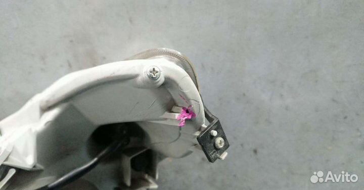 Фара ксенон правая Infiniti G V36