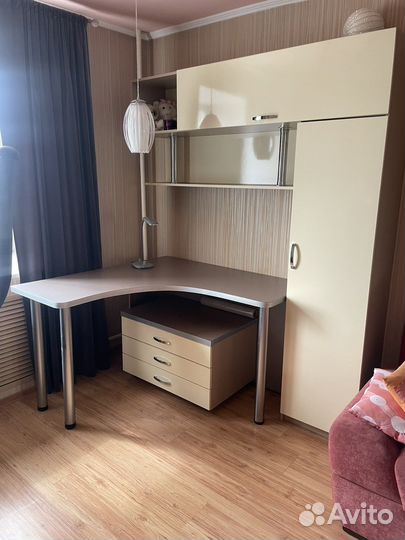 Стол, шкаф, тумба