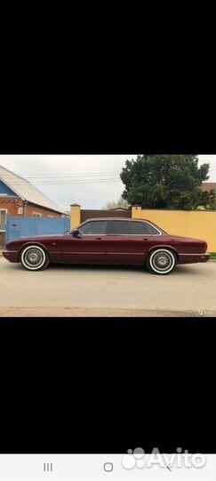 Эмблема jaguar