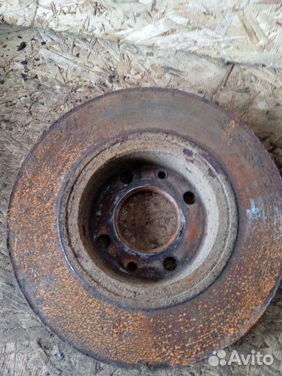 Диск тормозной передний Nissan Note HR14DE 2007