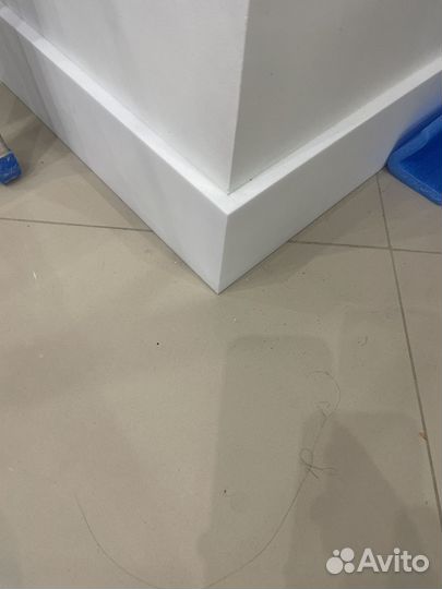 Монтаж плинтусов