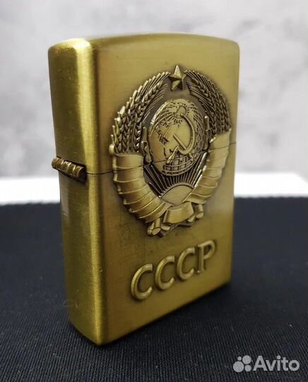 Зажигалка бензиновая zippo