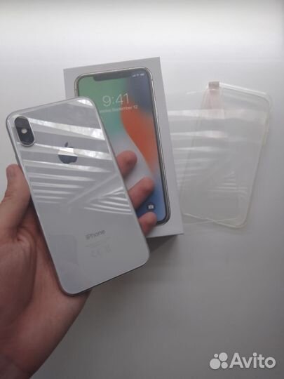 iPhone X, 256 ГБ