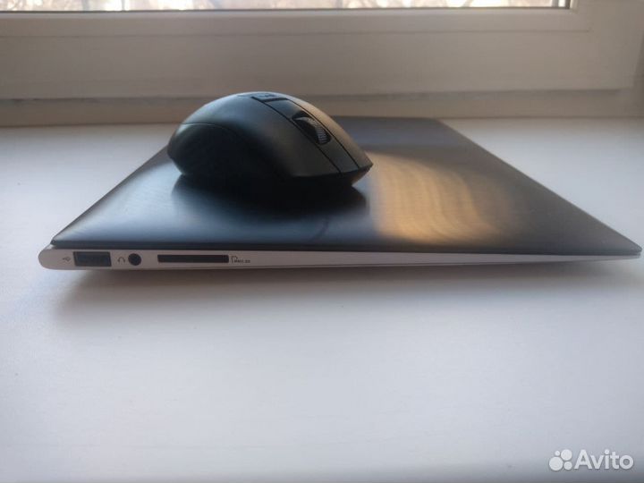 Ультрабук Asus Zenbook UX31E 13,3 (Core i7)