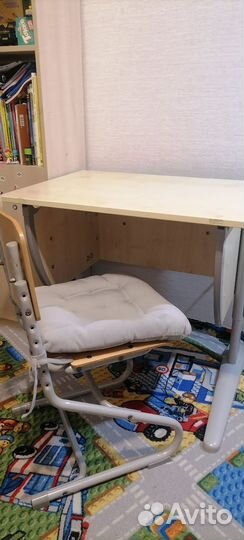 Растущая парта и стул Деми