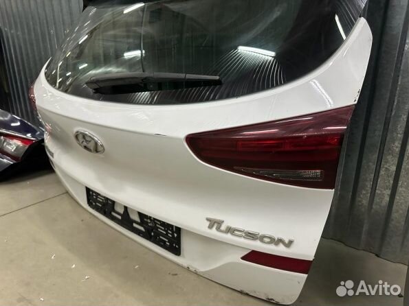 Крышка багажника Hyundai Tucson 3