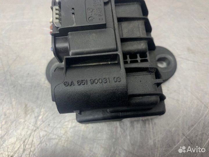 Реле свечей накала Mercedes V-Class W447 OM651 2.2