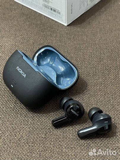 Беспроводные наушники Nokia TWS-841W