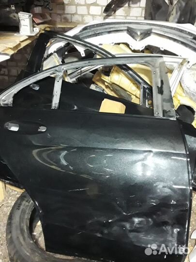 Дверь задняя на W205