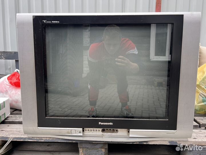 Телевизор panasonic