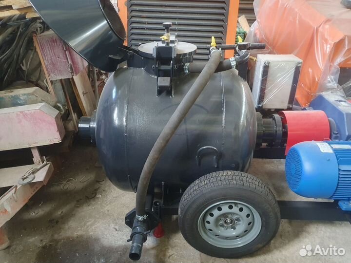 Пневмонагнетатель пн-500 (на шасси)