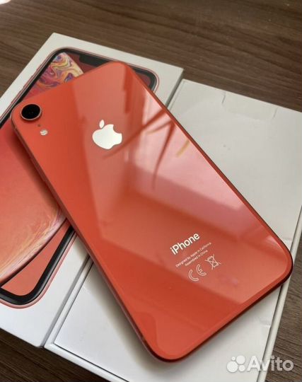 iPhone Xr, 64 ГБ