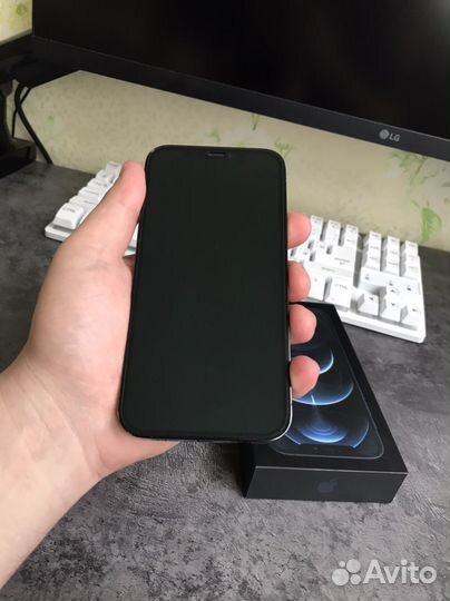 iPhone 12 Pro, 128 ГБ
