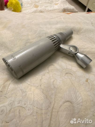 Студийный микрофон