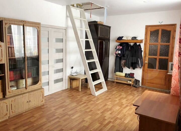 Коттедж 177 м² на участке 8,9 сот.