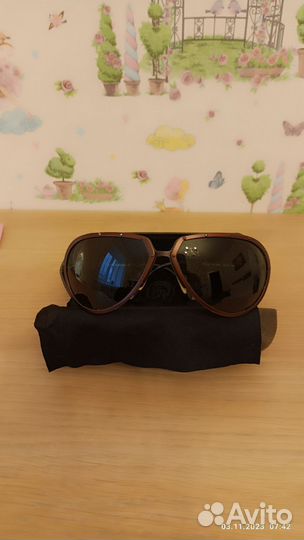 Солнцезащитные очки