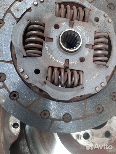 Маховик и сцепление Opel Astra H 2009 Z18XER
