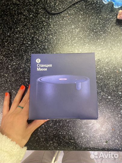 Колонка алиса мини