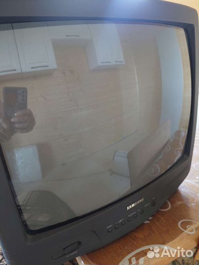 Телевизор samsung