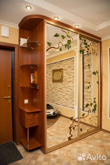 Шкаф встроенный купе