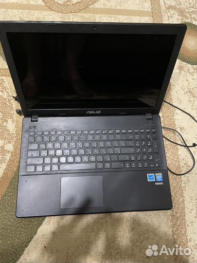 Ноутбук asus r512m