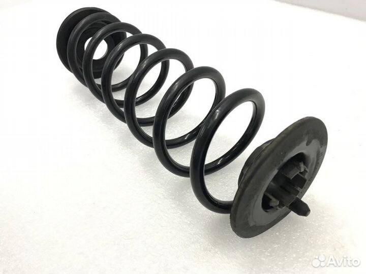 Пружина подвески задняя правая Skoda Octavia 1.6