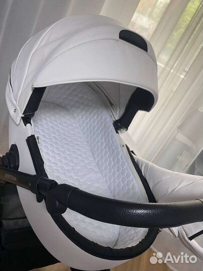 Коляска 2 в 1 riko Montana