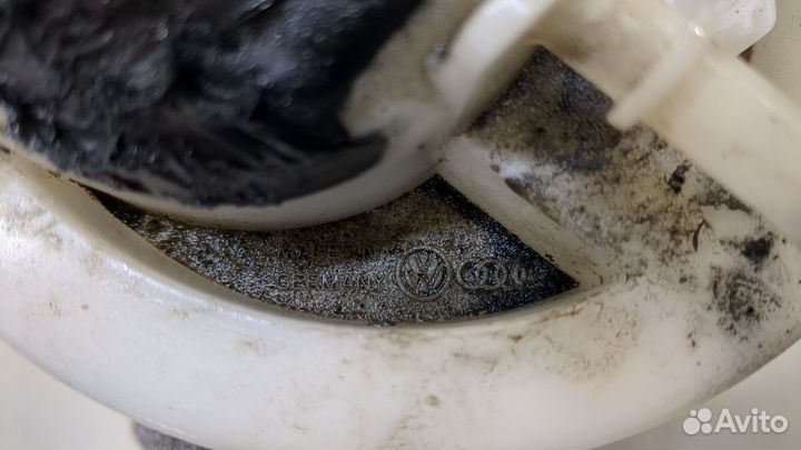 Насос топливный электрический Audi Q5, 2009