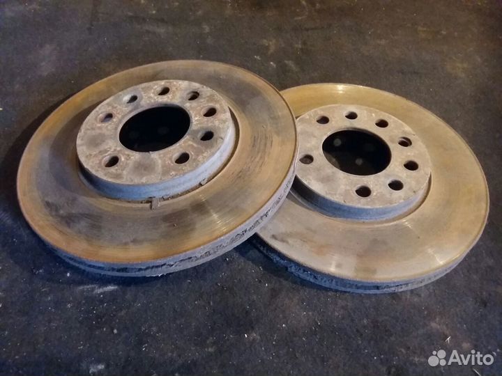 Передние тормозные диски Opel Astra H