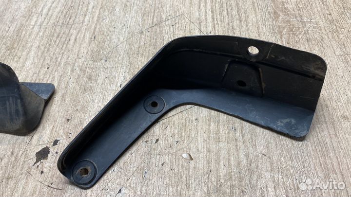 Брызговик Задний Левый Правый Mitsubishi Lancer 10