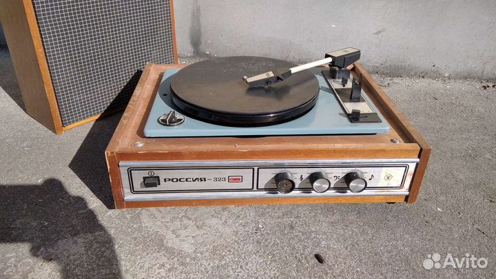 Советский патефон