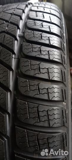 Pirelli Winter Sottozero 3 235/55 R17 103V