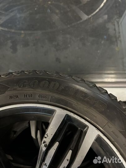 Goodyear UltraGrip Arctic 2 23B