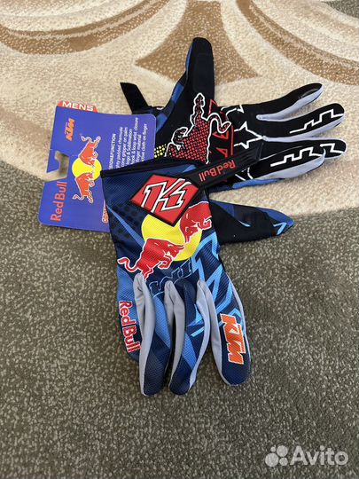 Перчатки red bull