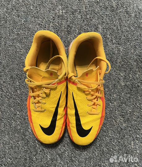 Футбольные кроссовки Nike Phantom GT