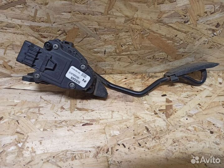 Педаль газа Nissan Almera N16