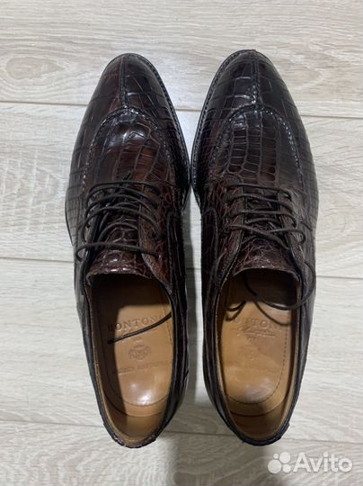 Туфли из кожи крокодила Bontoni