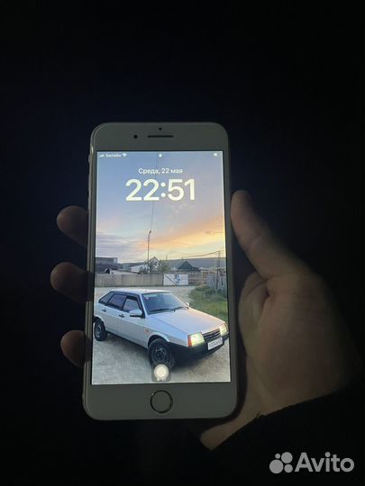 iPhone 8 Plus, 64 ГБ