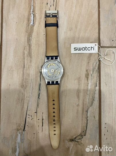 Часы механические Swatch Sistem 51