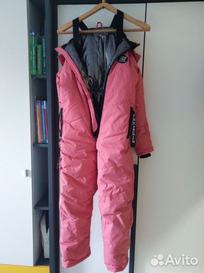 Зимний комбинезон для девочки