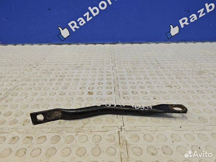 Кронштейн подрамника левый Renault Duster 2