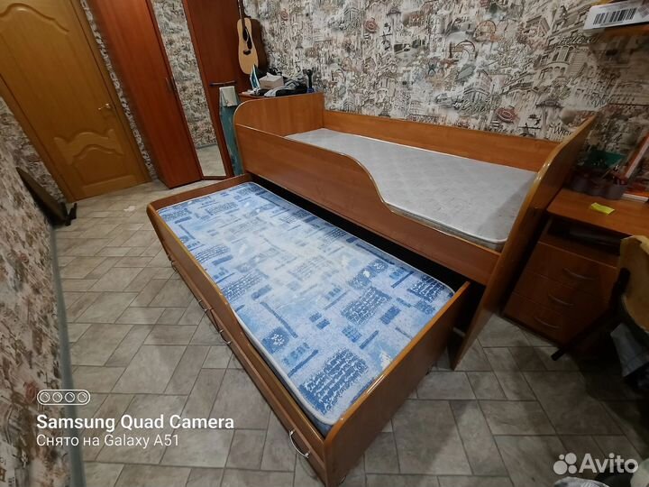 Двухъярусная кровать выдвижная бу