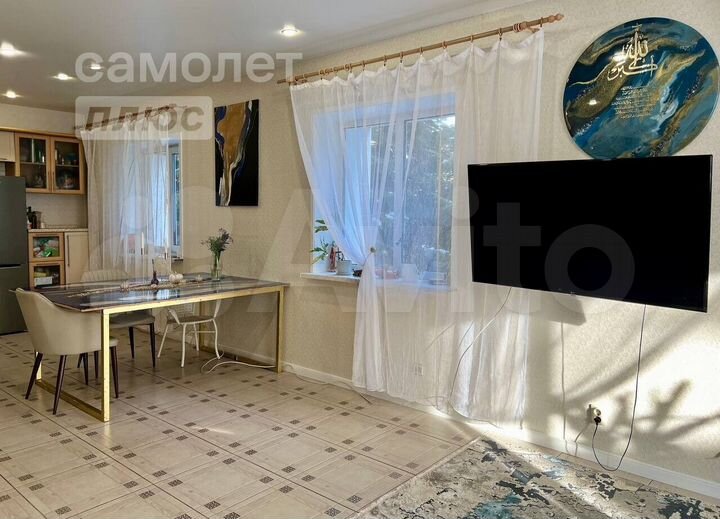 Коттедж 335 м² на участке 9,2 сот.