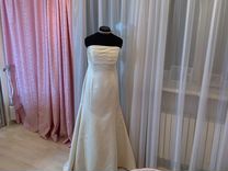 Свадебное платье 48 50 со шлейфом