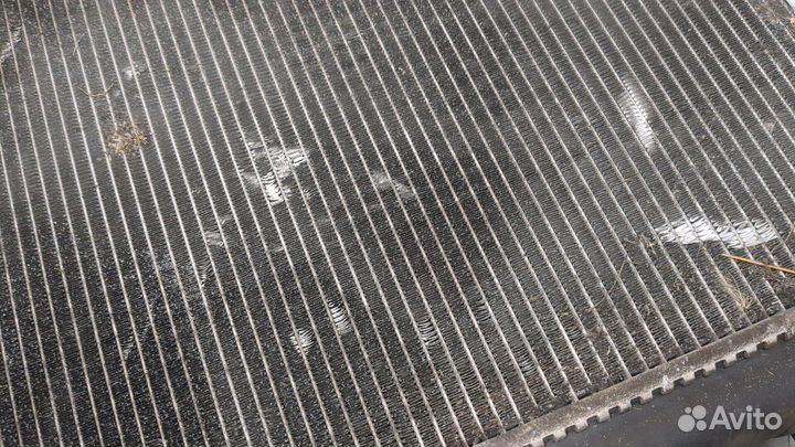 Радиатор охлаждения двигателя Citroen Berlingo 2012, 2013