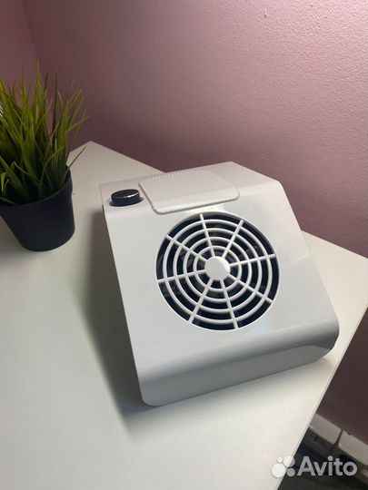 Пылесос для маникюра 858-2 80W