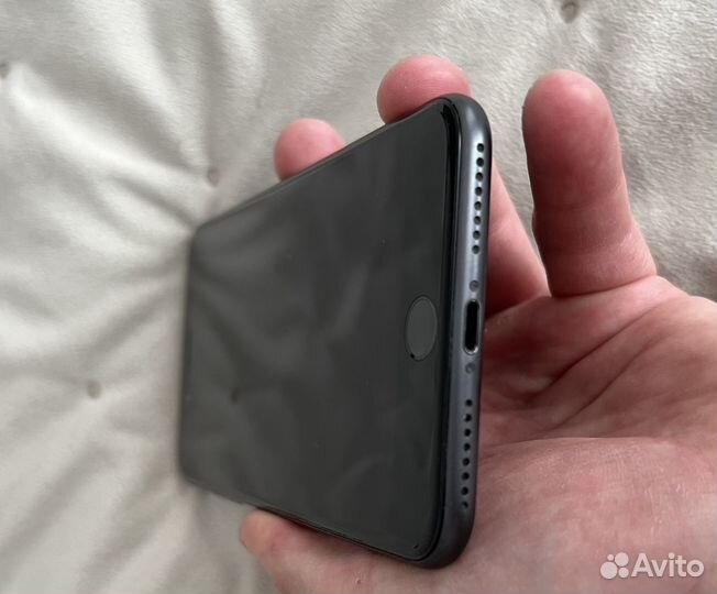 iPhone 8 Plus, 64 ГБ