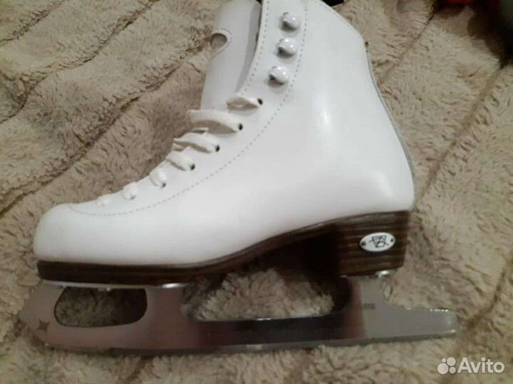 Коньки Riedell