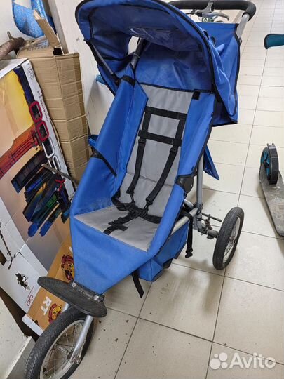 Продаю детскую коляску