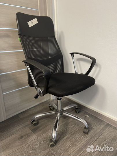 Офисное кресло Riva Chair